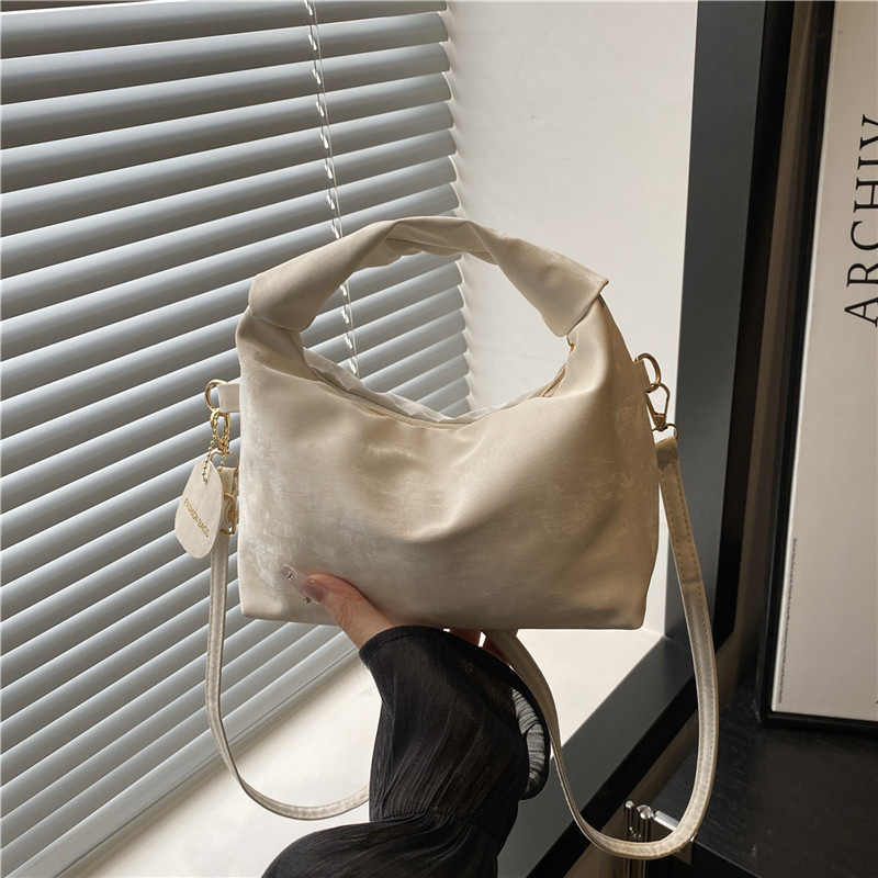 2025 New Women's High end Fashion PU Zipper Opening Western Multi functional Small Cross Shoulder Bag